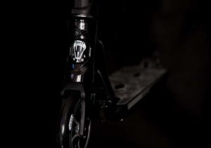MetaX Park Scooter - Carbon Wrap