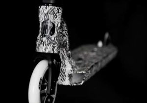 MetaX Park Scooter - Snakeskin